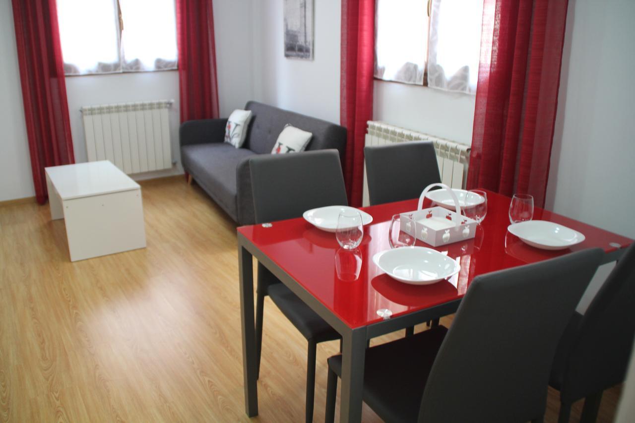 Apartamentos San Lazaro Ezcaray Dış mekan fotoğraf